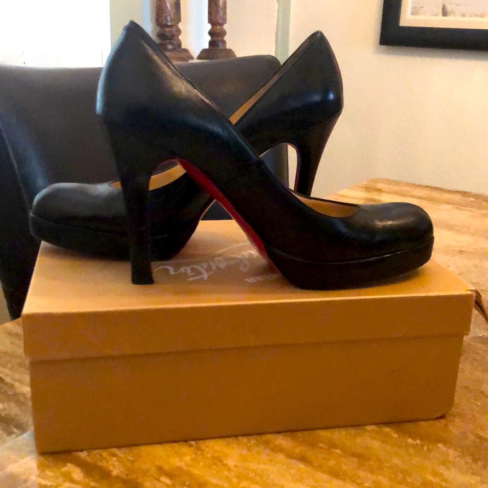 Christian Louboutin vintage black pumps